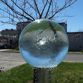 Location de sphère d'eau de cristal