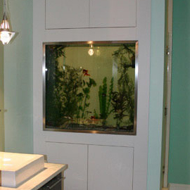 Mur aquarium: salle de bain / douche